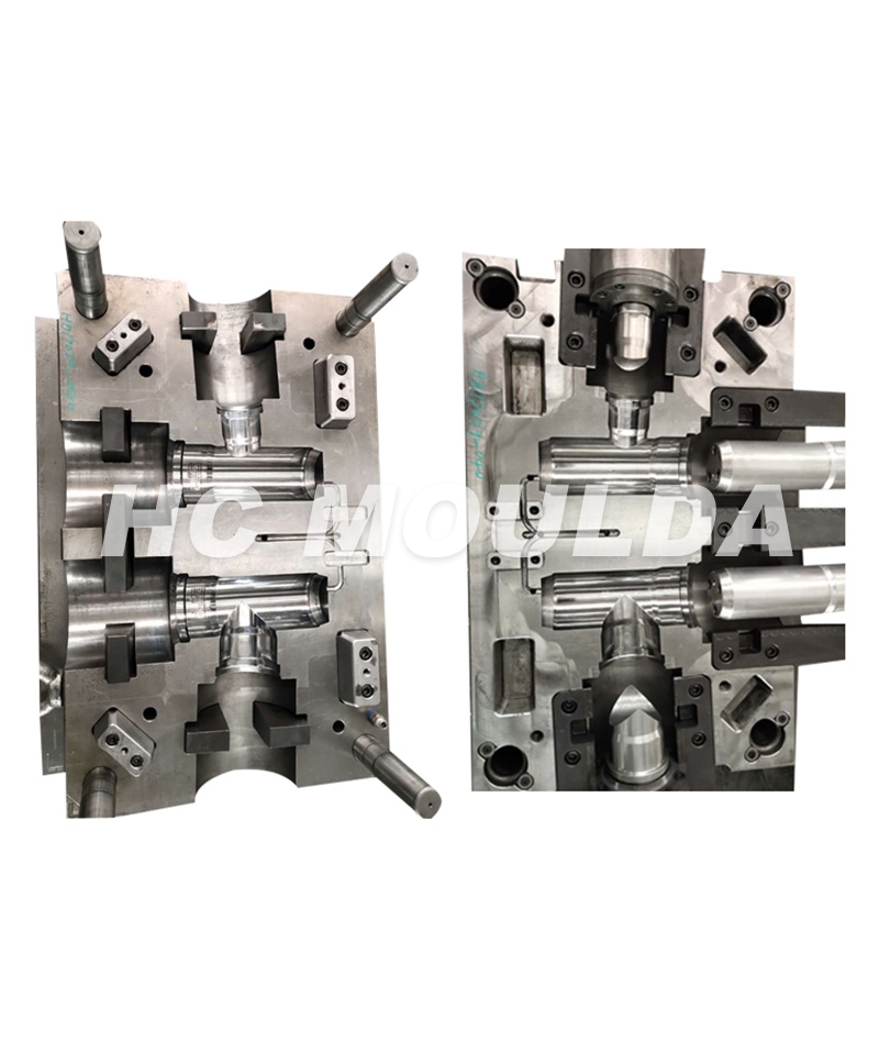 Fitting with gasket mould