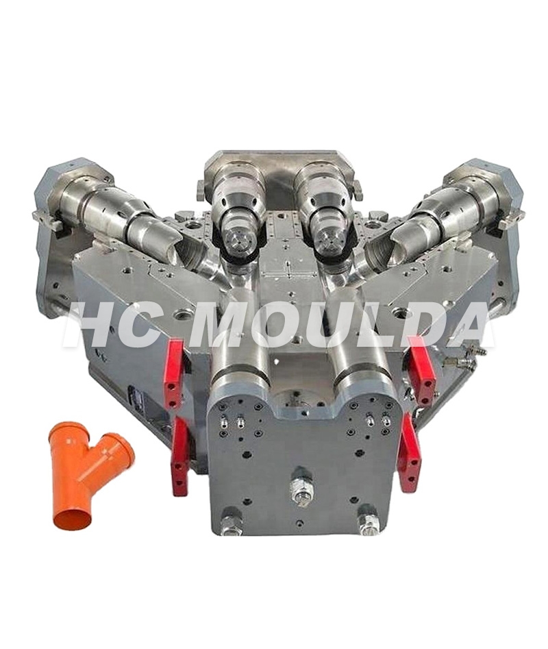 Fitting with gasket mould