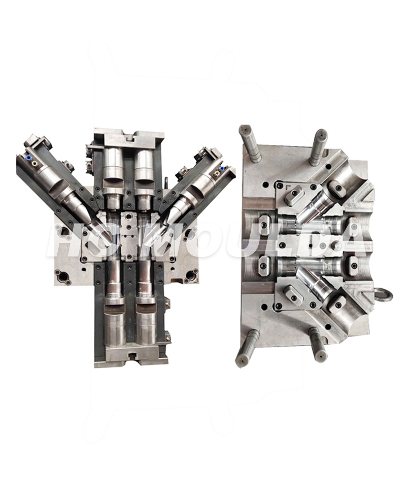 Fitting with gasket mould